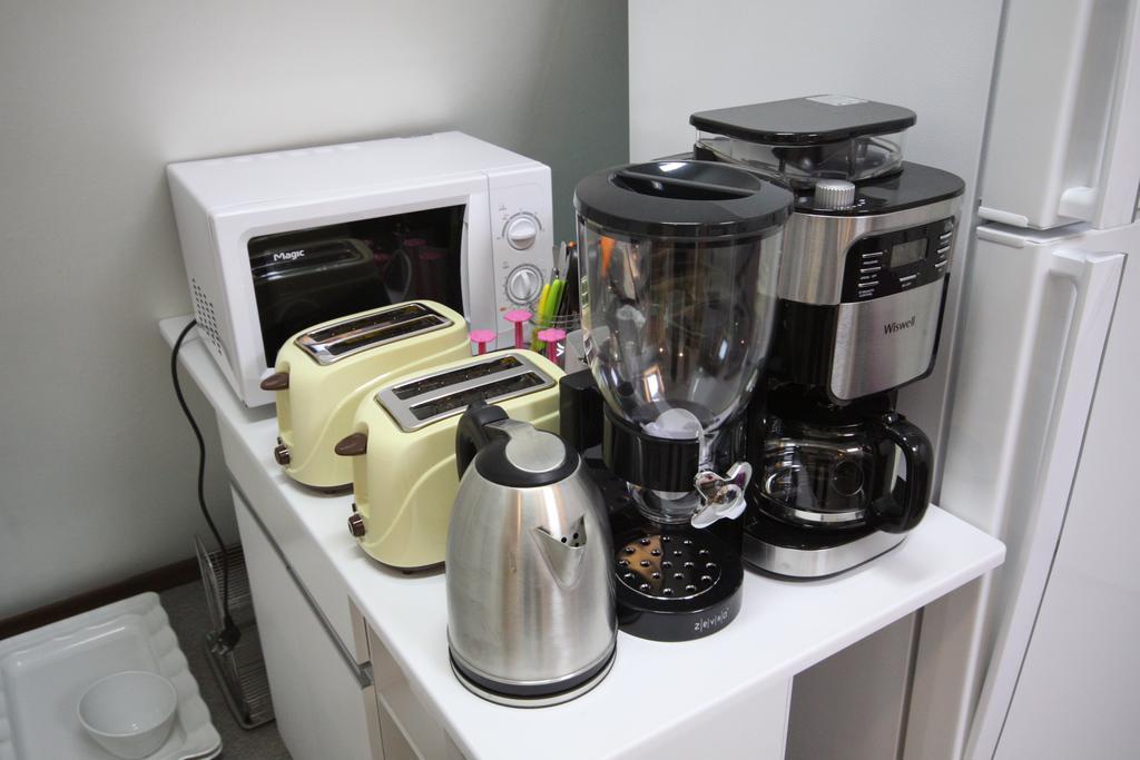 Miss Hongdae Guest House Сеул Экстерьер фото