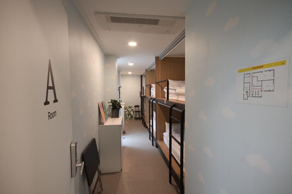 Miss Hongdae Guest House Сеул Экстерьер фото