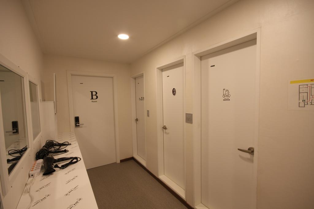 Miss Hongdae Guest House Сеул Экстерьер фото